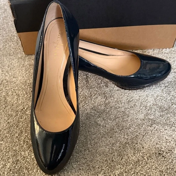 Cole Haan Nike Air Pumps - Picture 4 of 5